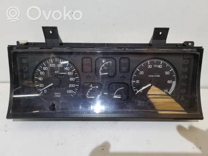 Renault 19 Compteur de vitesse tableau de bord 