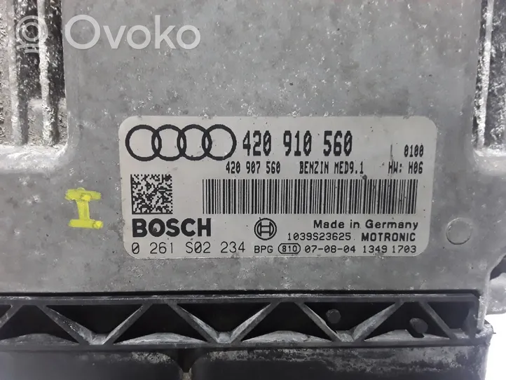 Audi R8 42 Блок управления двигателя 