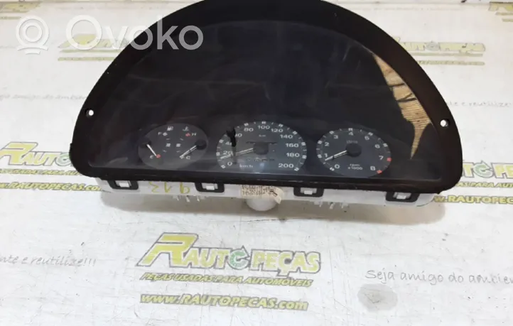 Fiat Punto (176) Tachimetro (quadro strumenti) 