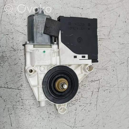 Audi A3 S3 8P Front door window regulator motor 