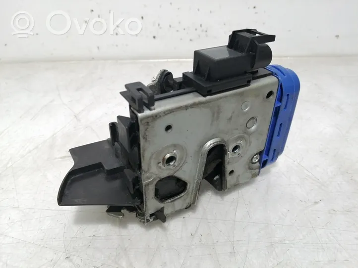 Audi A8 S8 D2 4D Rear door lock 