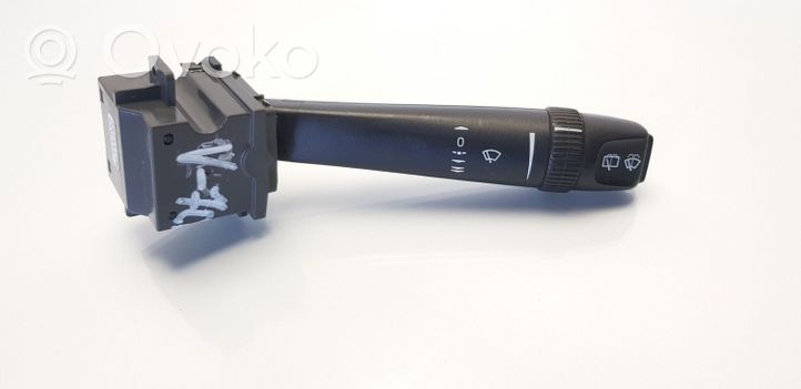 Volvo V70 Wiper control stalk 30768100