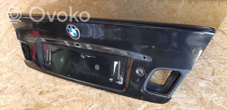 BMW 3 E46 Takaluukun/tavaratilan kansi 41627065260