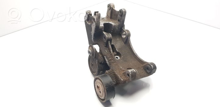 Peugeot 607 Support de générateur / alternateur 9634817980A