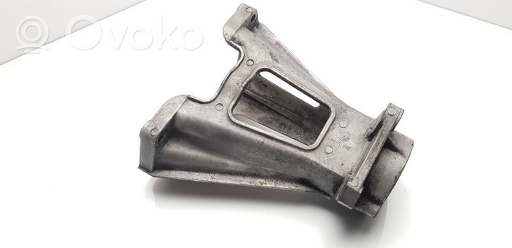 Ford Galaxy Staffa del cuscinetto di supporto dell’albero di trasmissione 02N409320