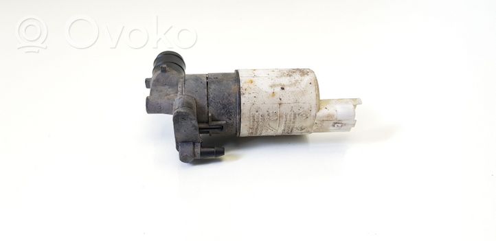 Nissan Primastar Windscreen/windshield washer pump 8200067015