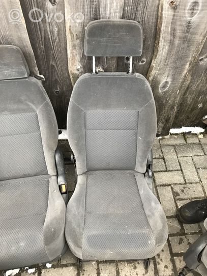 Ford Galaxy Set interni 