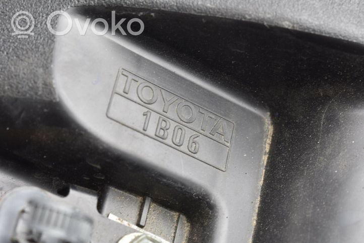 Toyota Land Cruiser (J150) Scatola del filtro dell’aria 2220430030