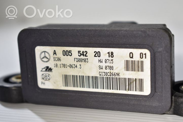 Mercedes-Benz GL X164 Czujnik przyspieszenia ESP 0055422018