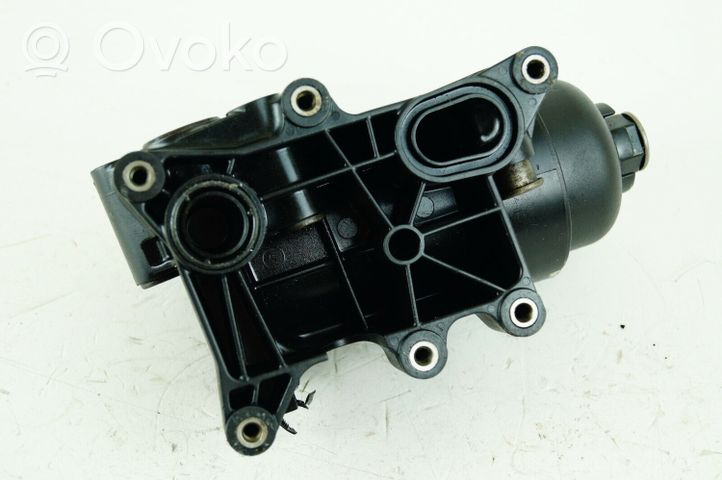 Hyundai ix35 Supporto di montaggio del filtro dell’olio K0100130