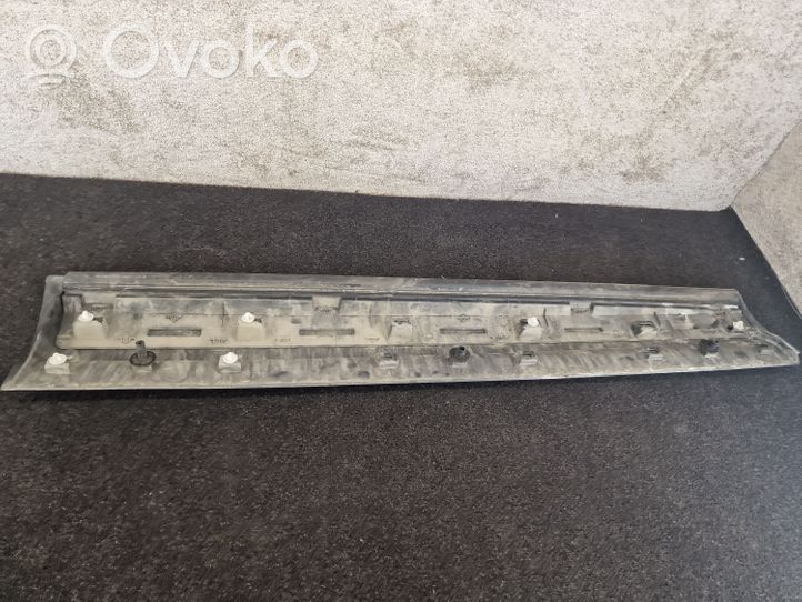 Land Rover Discovery 5 Moulure de porte avant HY3221064