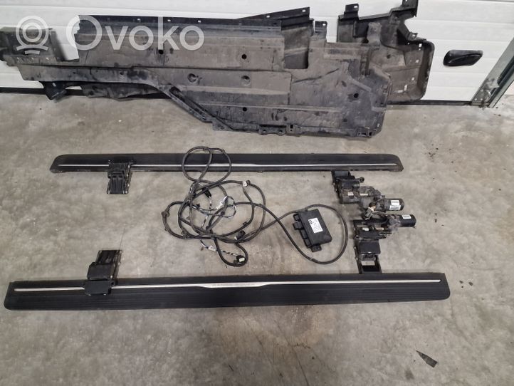 Land Rover Range Rover Velar Sottoporta VPLYP0324