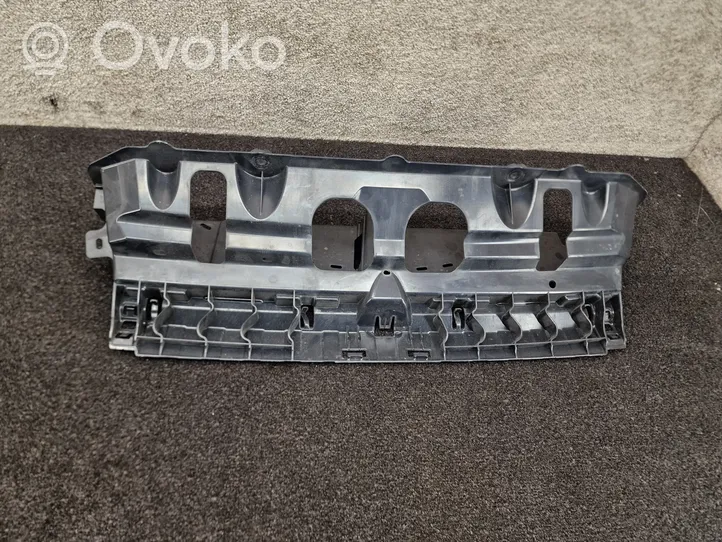 BMW X5 G05 Soporte de montaje del parachoques trasero 8069250