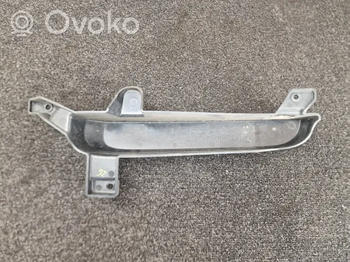 Land Rover Evoque I Modanatura separatore del paraurti anteriore GJ3215B216A