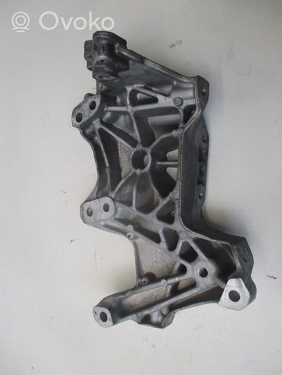 Opel Vivaro Support, suspension du moteur 