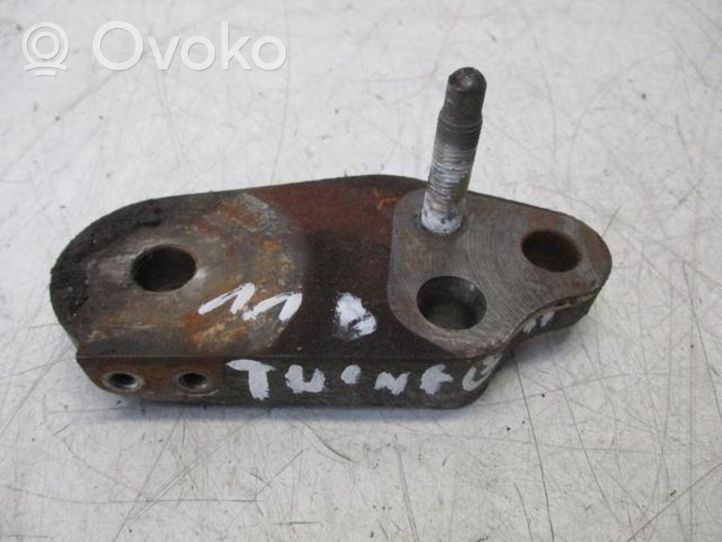 Renault Twingo II Engine mounting bracket 