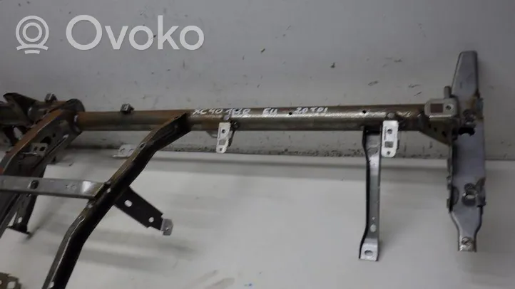Volvo XC40 Traversa cruscotto/barra del telaio 