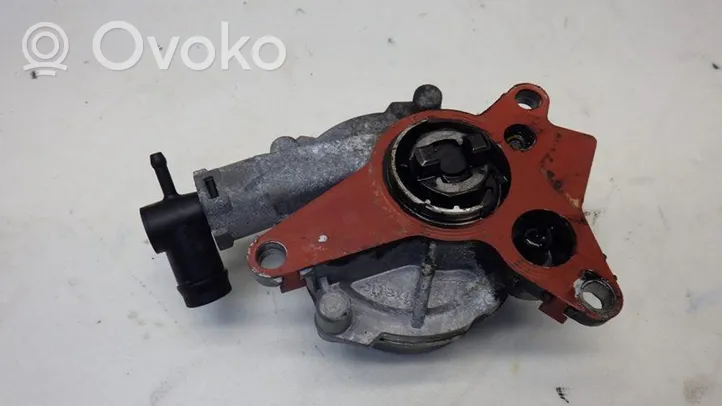 Opel Vivaro Vacuum pump 146503760R