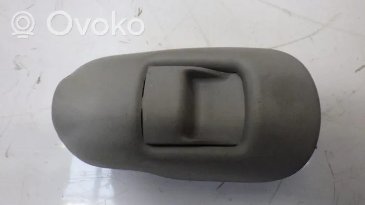 Renault Kangoo II Inny części progu i słupka 8200419450