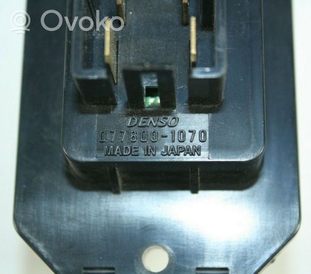 Toyota GT 86 Mazā radiatora ventilatora reostats 0778001070