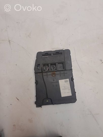 Renault Megane II Comfort/convenience module 8200780018