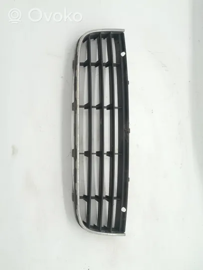 Volkswagen Jetta V Front bumper lower grill 1k0853677c