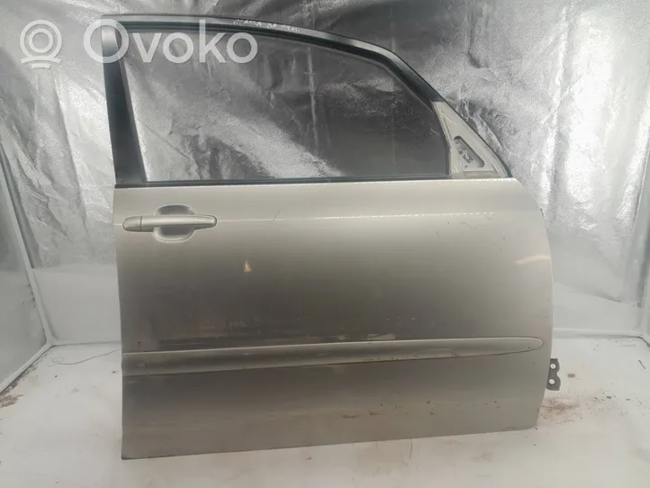 Toyota Corolla Verso E121 Priekinės durys 