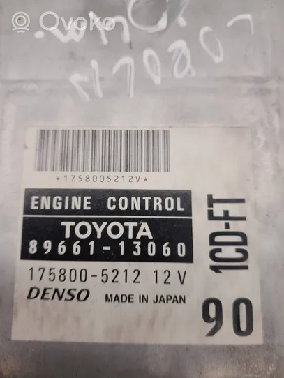 Toyota Corolla Verso E121 Dzinēja vadības bloks 8966113060