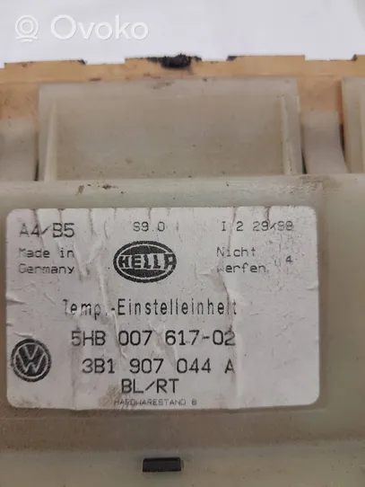 Volkswagen PASSAT B5 Steuergerät Klimaanlage 3B1907044A