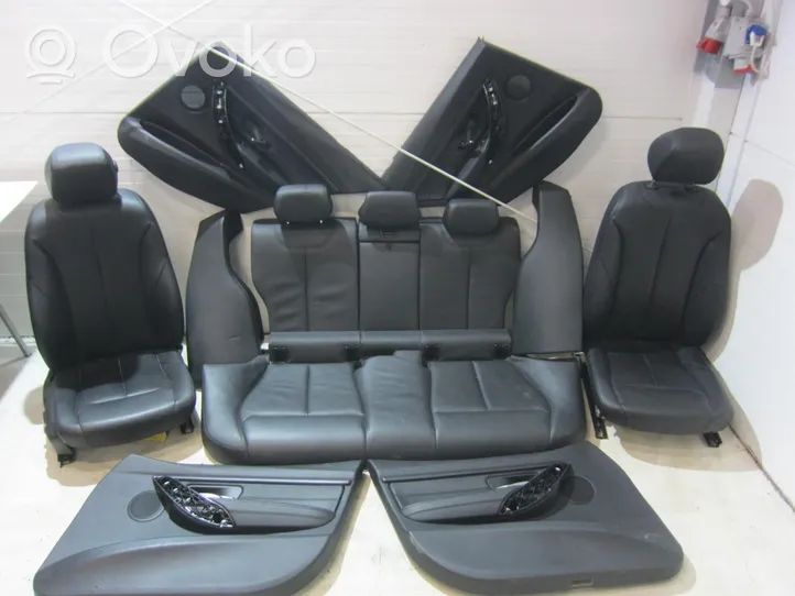 BMW 3 F30 F35 F31 Garnitures, kit cartes de siège intérieur avec porte FOTF30EUROBLACK