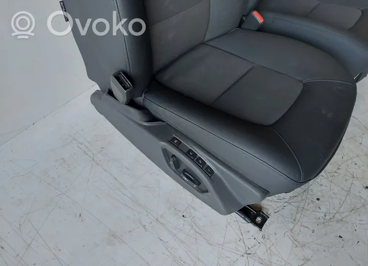 Volvo V70 Kit siège PAREMPOOLSE