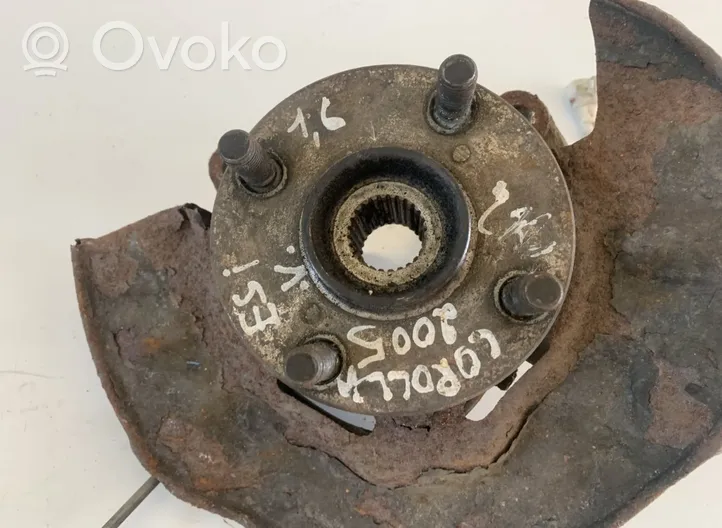 Toyota Corolla E120 E130 Etupyörän navan laakerikokoonpano 