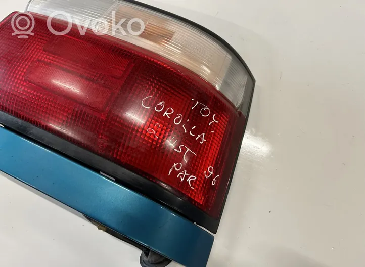 Toyota Corolla E100 Rückleuchte Heckleuchte 