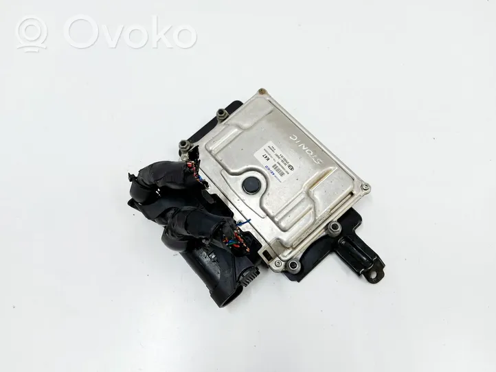 KIA Stonic Engine control unit/module ECU 85010H8300