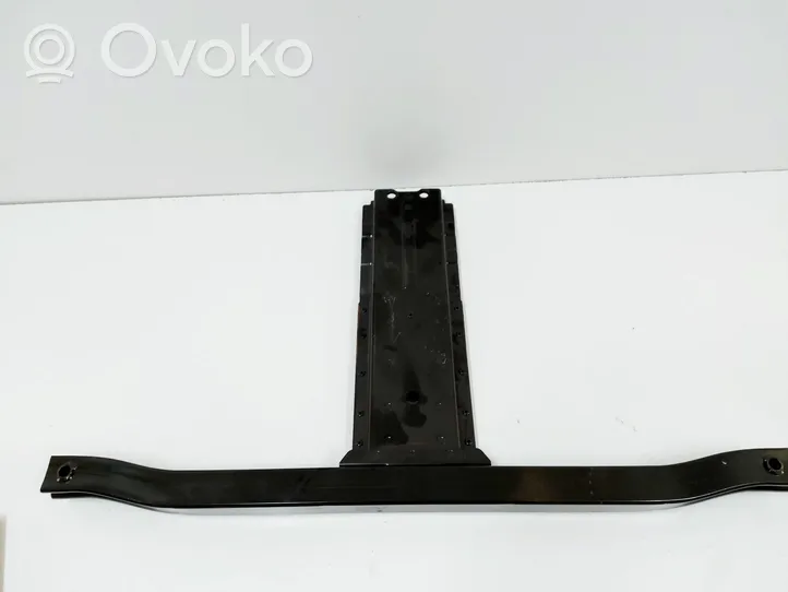 Mercedes-Benz C AMG W205 Engine mount bracket A2056100534