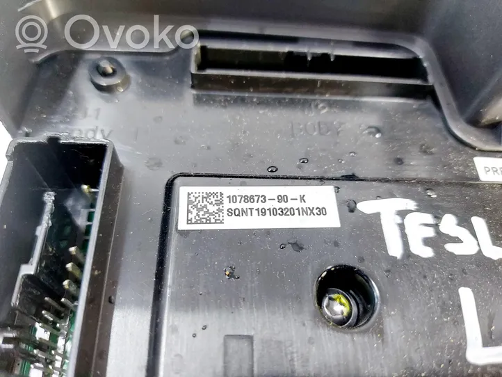 Tesla Model 3 Module confort 1078673-90-K