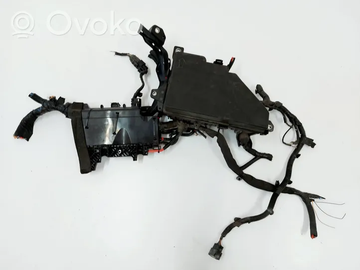 Volvo S90, V90 Sulakerasian kansi 32212297