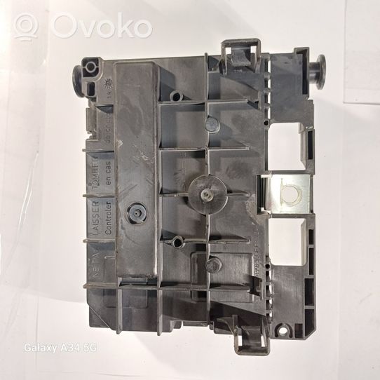 Citroen C4 I Picasso Centralina BSM 9666700080