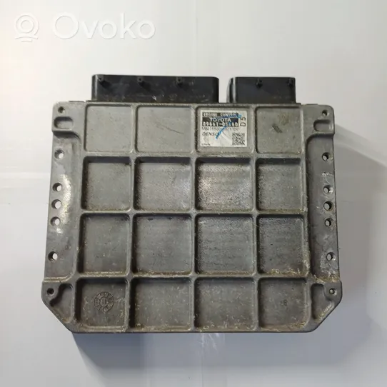 Toyota Avensis T270 Calculateur moteur ECU 8966105K60