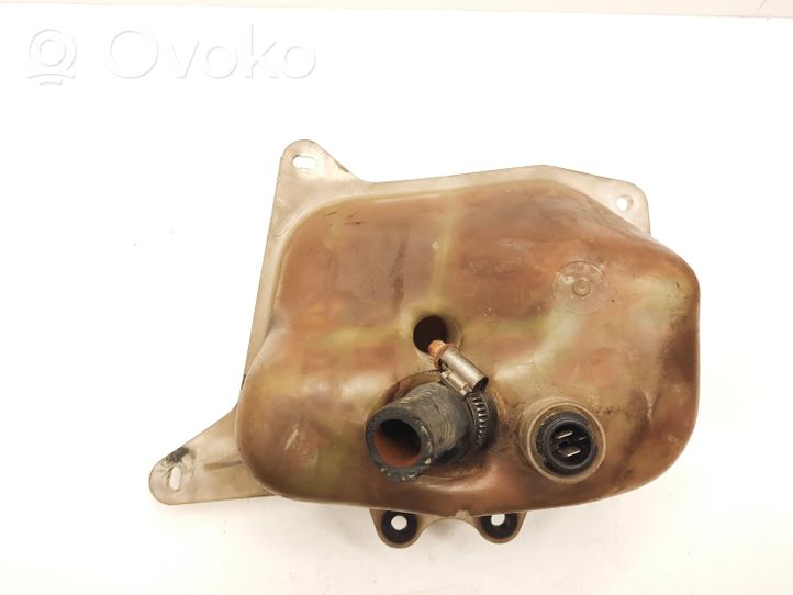 Audi 80 90 B3 Serbatoio di compensazione del liquido refrigerante/vaschetta 893121403