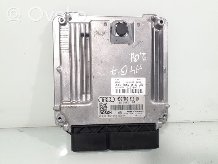 Audi A4 S4 B7 8E 8H Calculateur moteur ECU 03G906016JD