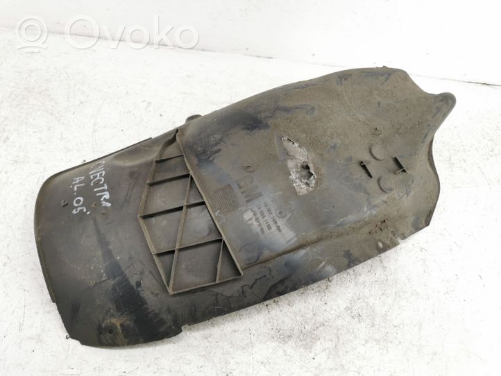 Opel Vectra C Rivestimento paraspruzzi parafango posteriore 13162369RH