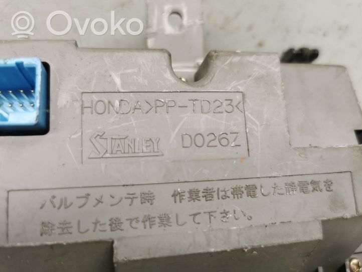 Honda CR-V Panel klimatyzacji D026Z