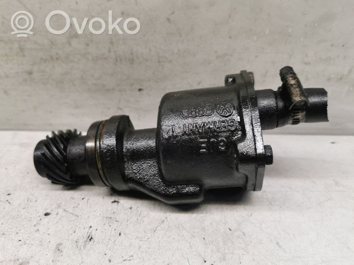 Audi A4 S4 B5 8D Vacuum pump 028207A