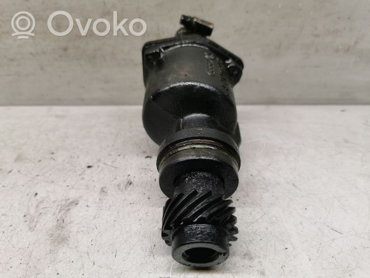 Audi A4 S4 B5 8D Vacuum pump 028207A