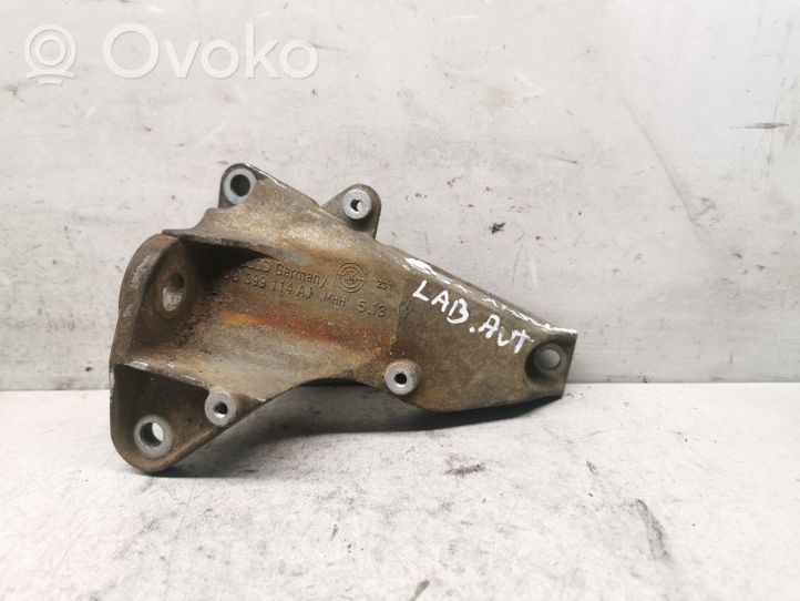 Volkswagen PASSAT B5.5 Supporto di montaggio scatola del cambio 8D0399114AJ