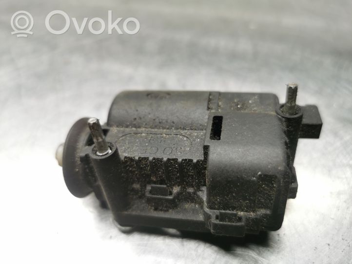 Opel Astra H Fuel tank cap lock motor 13125619