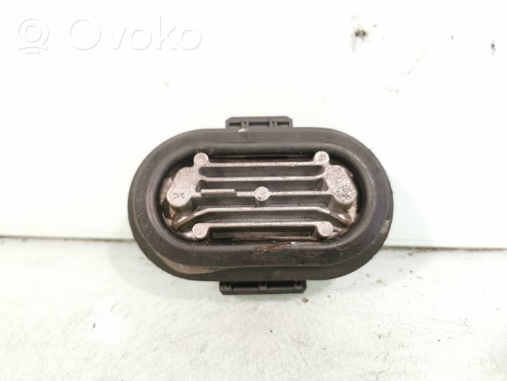 Audi A8 S8 D2 4D Amplificatore centralina di accensione 4D0905351