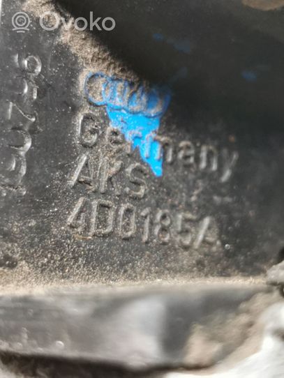 Audi A4 S4 B5 8D Aizmugurē slēdzene 4D0185A