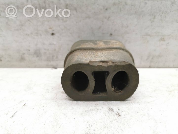 Opel Astra G Staffa/supporto di montaggio della marmitta 90446668